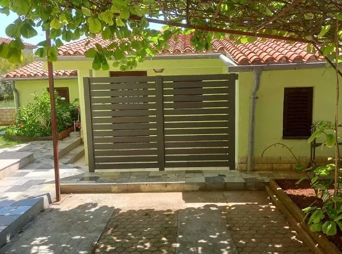 펜션 Holiday Matosevic