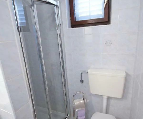 Holiday Matosevic 펜션 메덜린