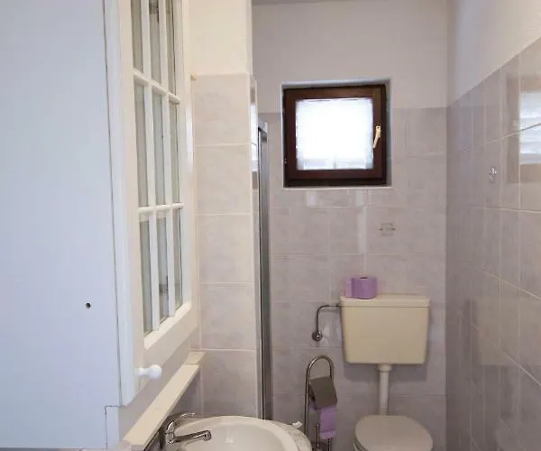 Holiday Matosevic 펜션 메덜린